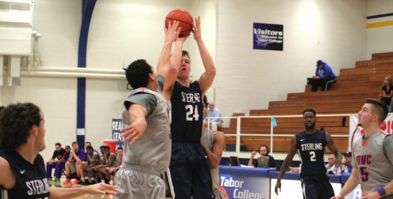 Men's Basketball Falls Short In 82-71 Loss To Southwestern