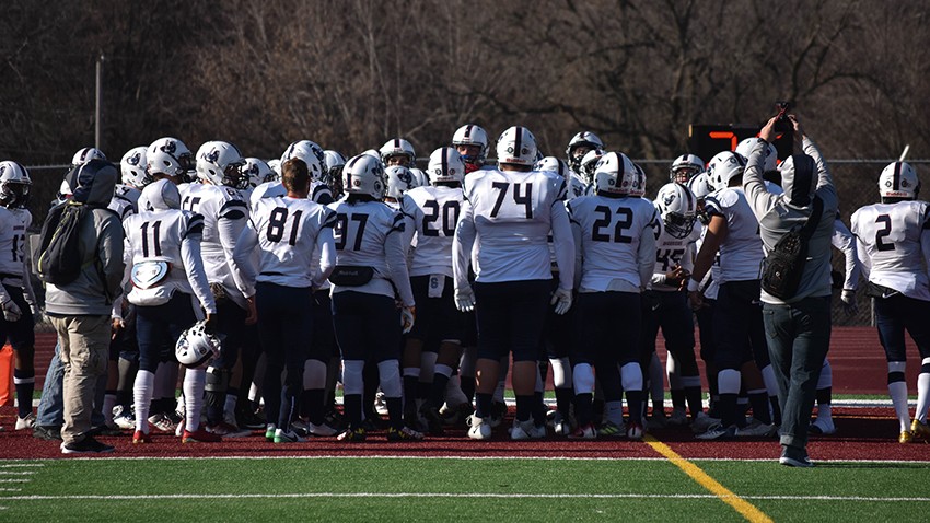 Football Ranked 16th in NAIA Coaches' Top 25 Postseason Poll