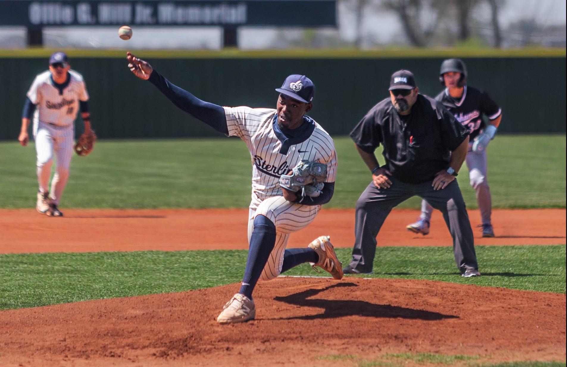 Sterling drops series to Tabor