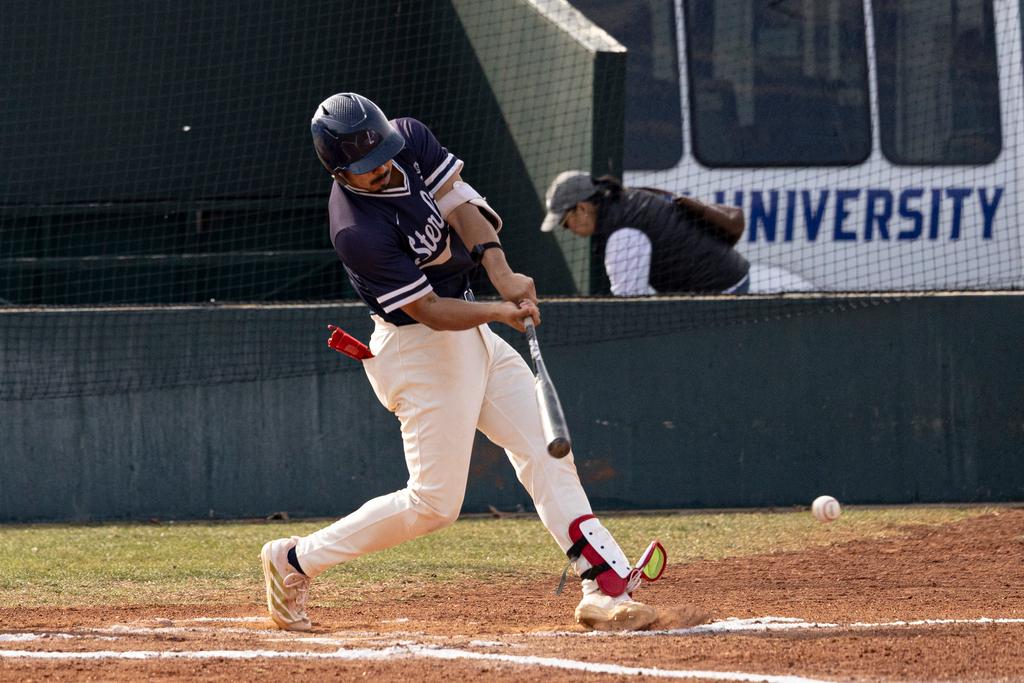 Sterling starts strong to defeat Bethany on the road
