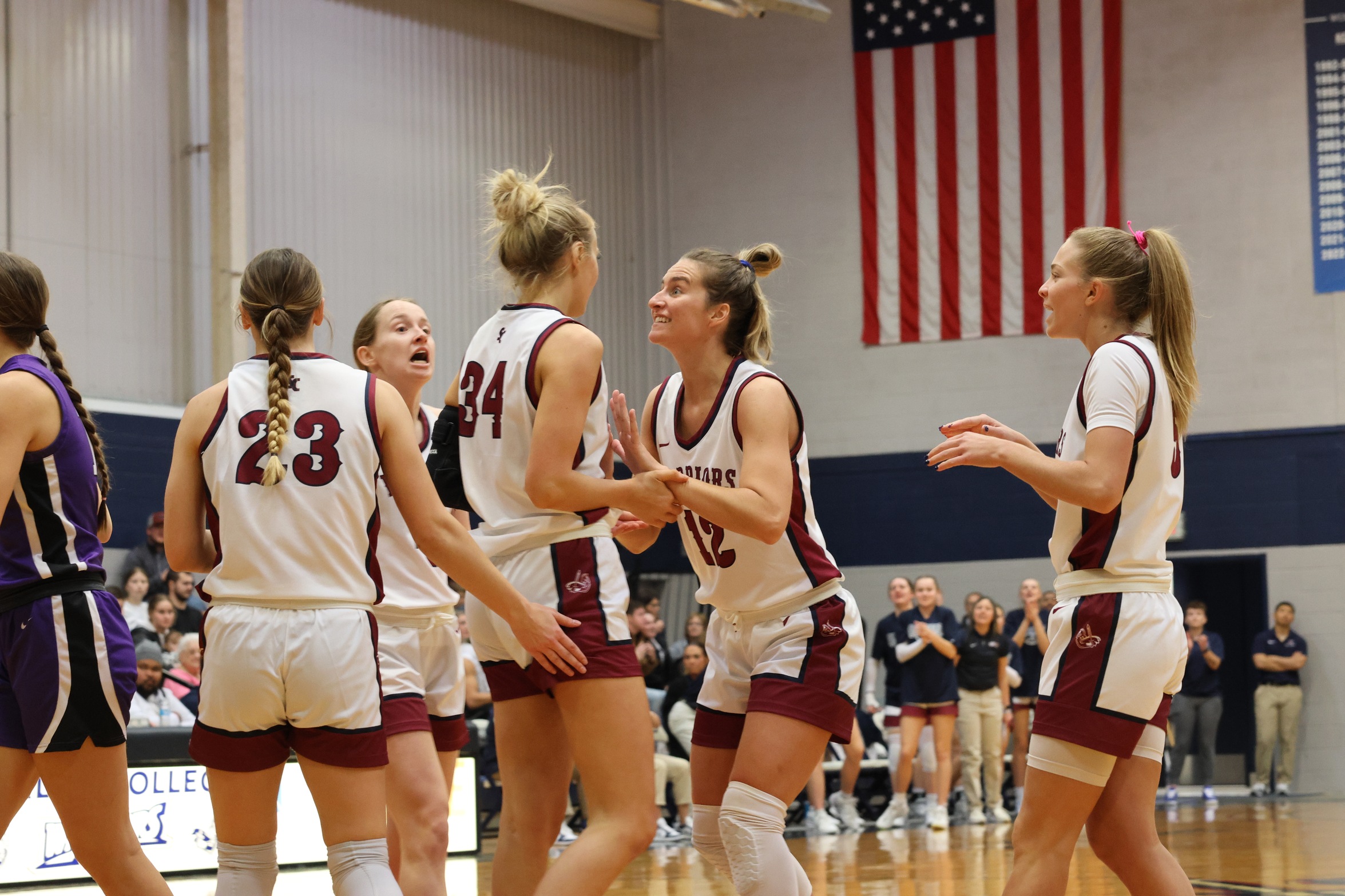 Women's Basketball Photo