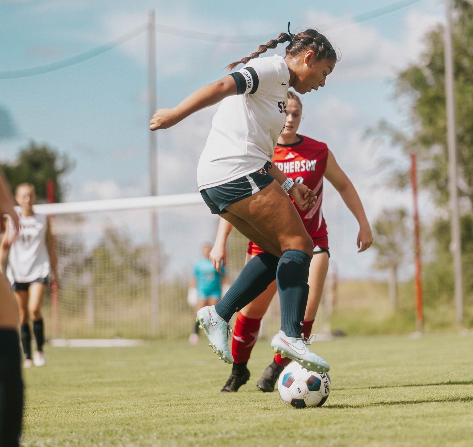 Lady Warriors show strong first half, come up short in final minutes